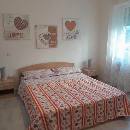 Casa Di Luca Lejlighed Piombino Eksteriør billede
